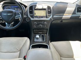 2021 Chrysler 300