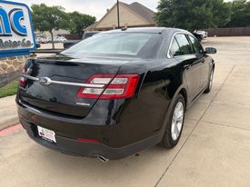 2016 Ford Taurus