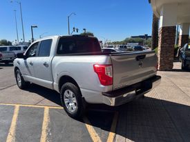 2017 Nissan Titan
