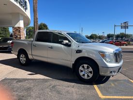 2017 Nissan Titan