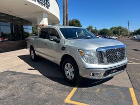 2017 Nissan Titan