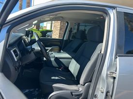 2017 Nissan Titan