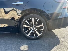2021 Nissan Maxima