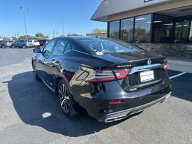 2021 Nissan Maxima