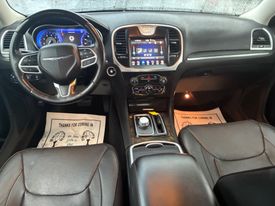 2019 Chrysler 300