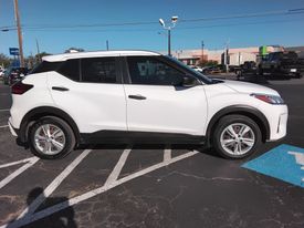 2022 Nissan Kicks