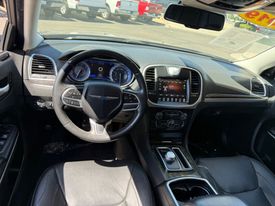 2019 Chrysler 300