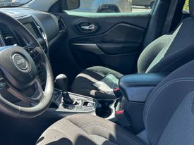 2020 Jeep Cherokee
