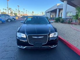 2019 Chrysler 300