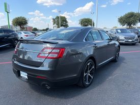 2016 Ford Taurus