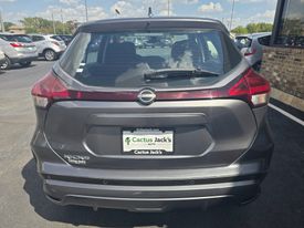 2022 Nissan Kicks