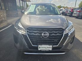 2022 Nissan Kicks