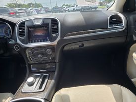 2021 Chrysler 300