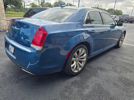 2021 Chrysler 300