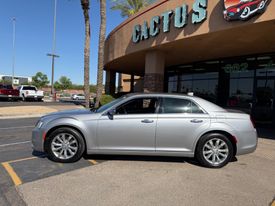 2018 Chrysler 300