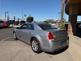 2018 Chrysler 300