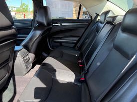2018 Chrysler 300