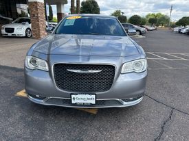 2017 Chrysler 300