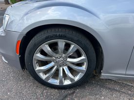 2017 Chrysler 300
