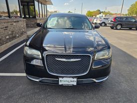 2017 Chrysler 300