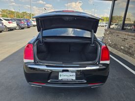 2017 Chrysler 300