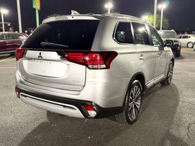 2020 Mitsubishi Outlander