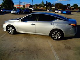 2020 Nissan Altima