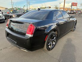 2021 Chrysler 300