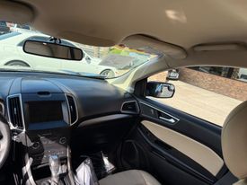 2016 Ford Edge