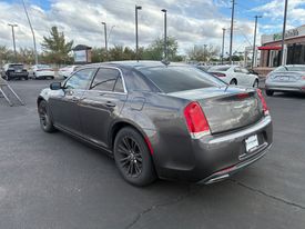 2018 Chrysler 300