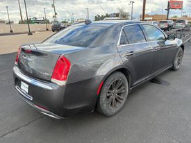 2018 Chrysler 300