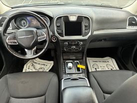 2018 Chrysler 300