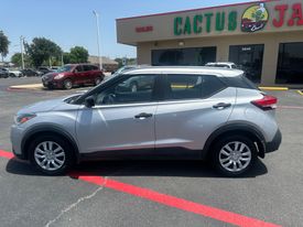 2020 Nissan Kicks