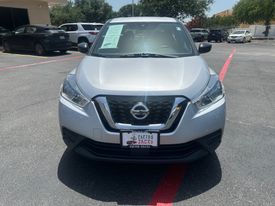 2020 Nissan Kicks