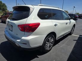 2017 Nissan Pathfinder