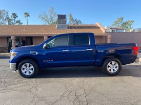 2017 Nissan Titan