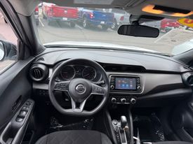 2020 Nissan Kicks