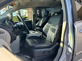 2012 Chrysler Town & Country
