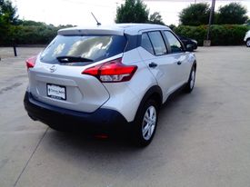 2020 Nissan Kicks