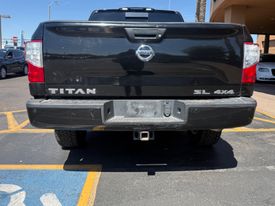 2017 Nissan Titan