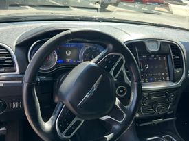 2019 Chrysler 300