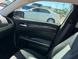 2019 Chrysler 300