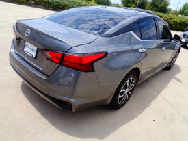 2020 Nissan Altima