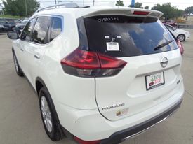 2020 Nissan Rogue
