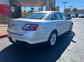 2016 Ford Taurus