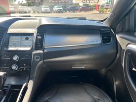 2016 Ford Taurus