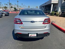 2016 Ford Taurus