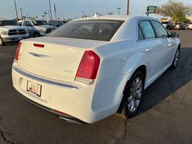 2018 Chrysler 300