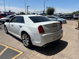 2020 Chrysler 300