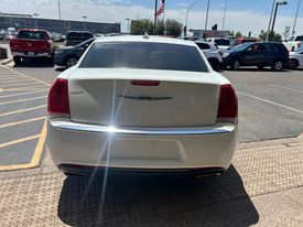 2020 Chrysler 300